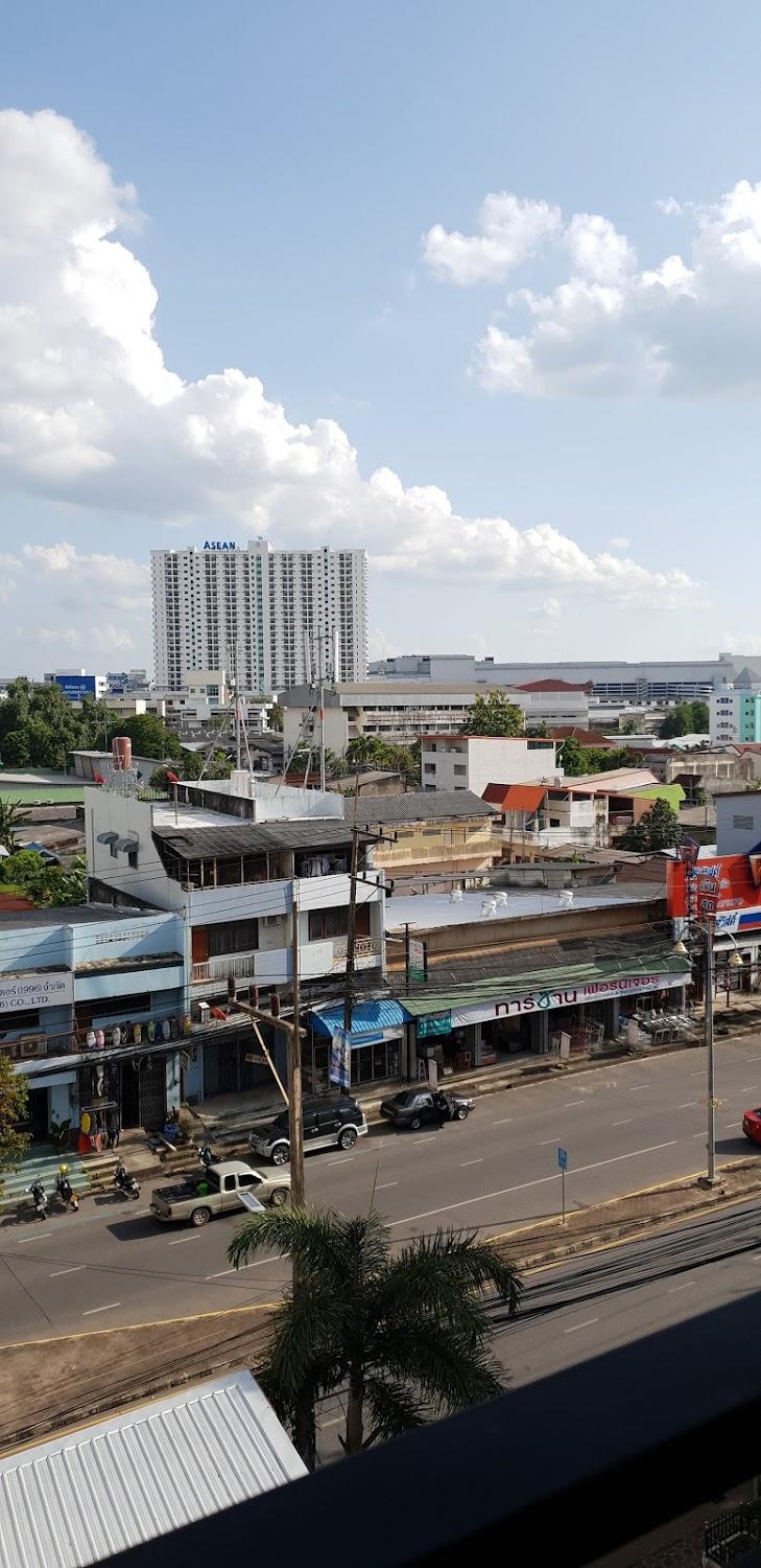 Cover Image for Thongmanee Hotel