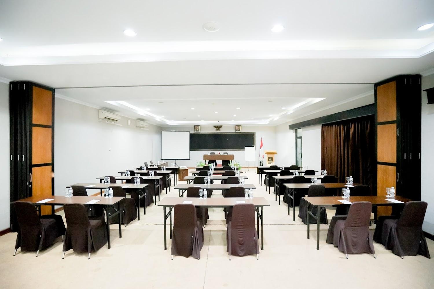 Cover Image for Cakra Kusuma Hotel Yogyakarta