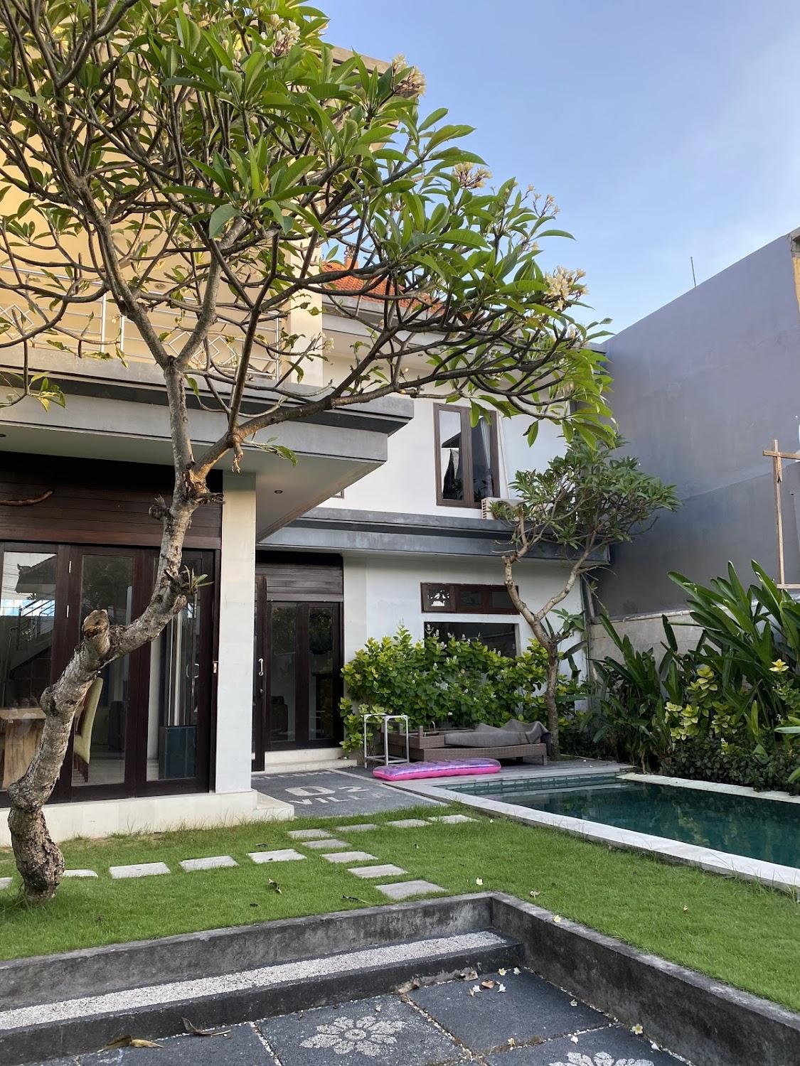 Cover Image for Oz Villas Bali