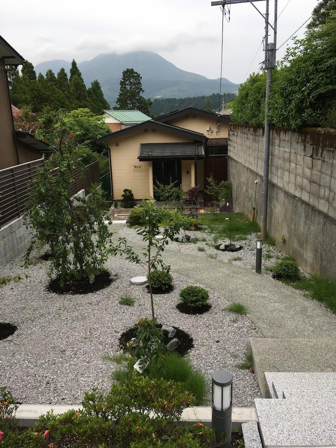 Cover Image for Miyabi Ashinoko