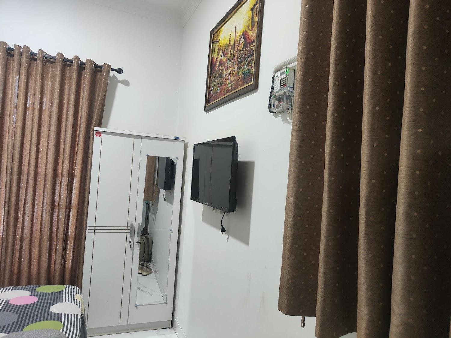 Cover Image for Family Homestay Syariah Cirebon Mitra RedDoorz