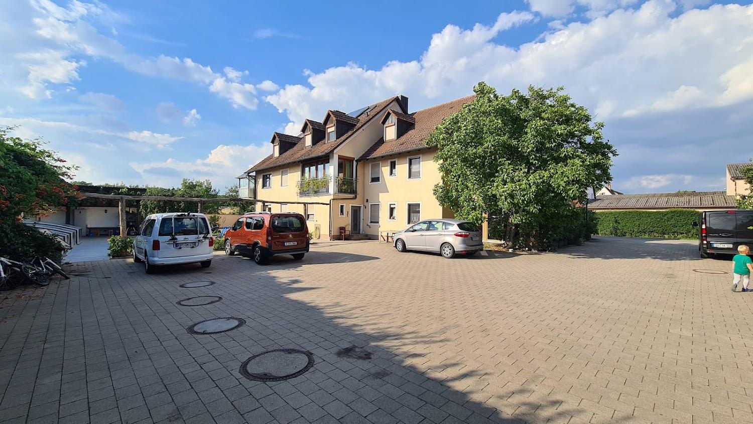 Cover Image for Winzerbauernhof Felbinger