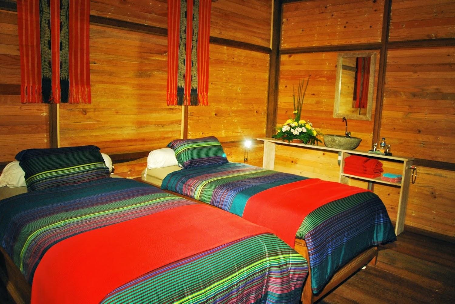 Cover Image for Bed and Breakfast: "Villa Tanen". (Familie huis hotel}