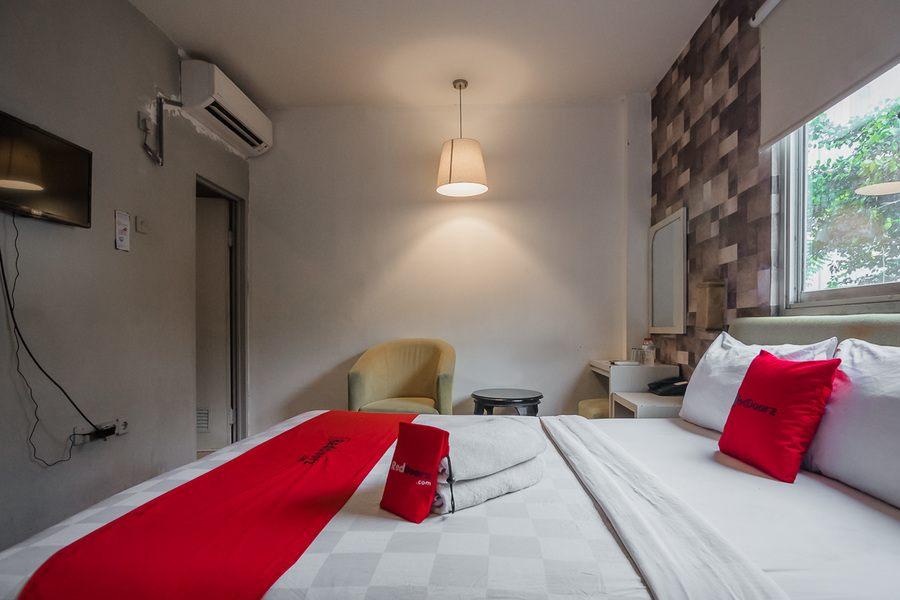Cover Image for RedDoorz Plus near Mangga Besar Station 2