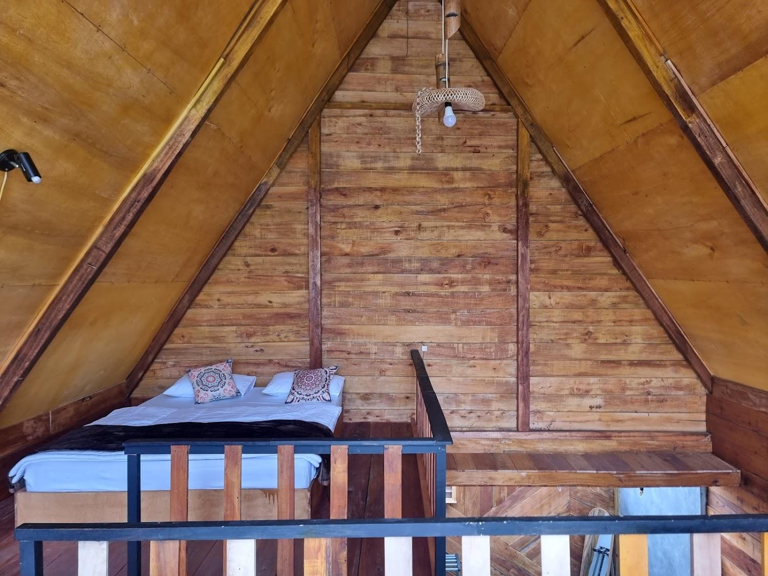 Cover Image for linggayoni cabin Dieng