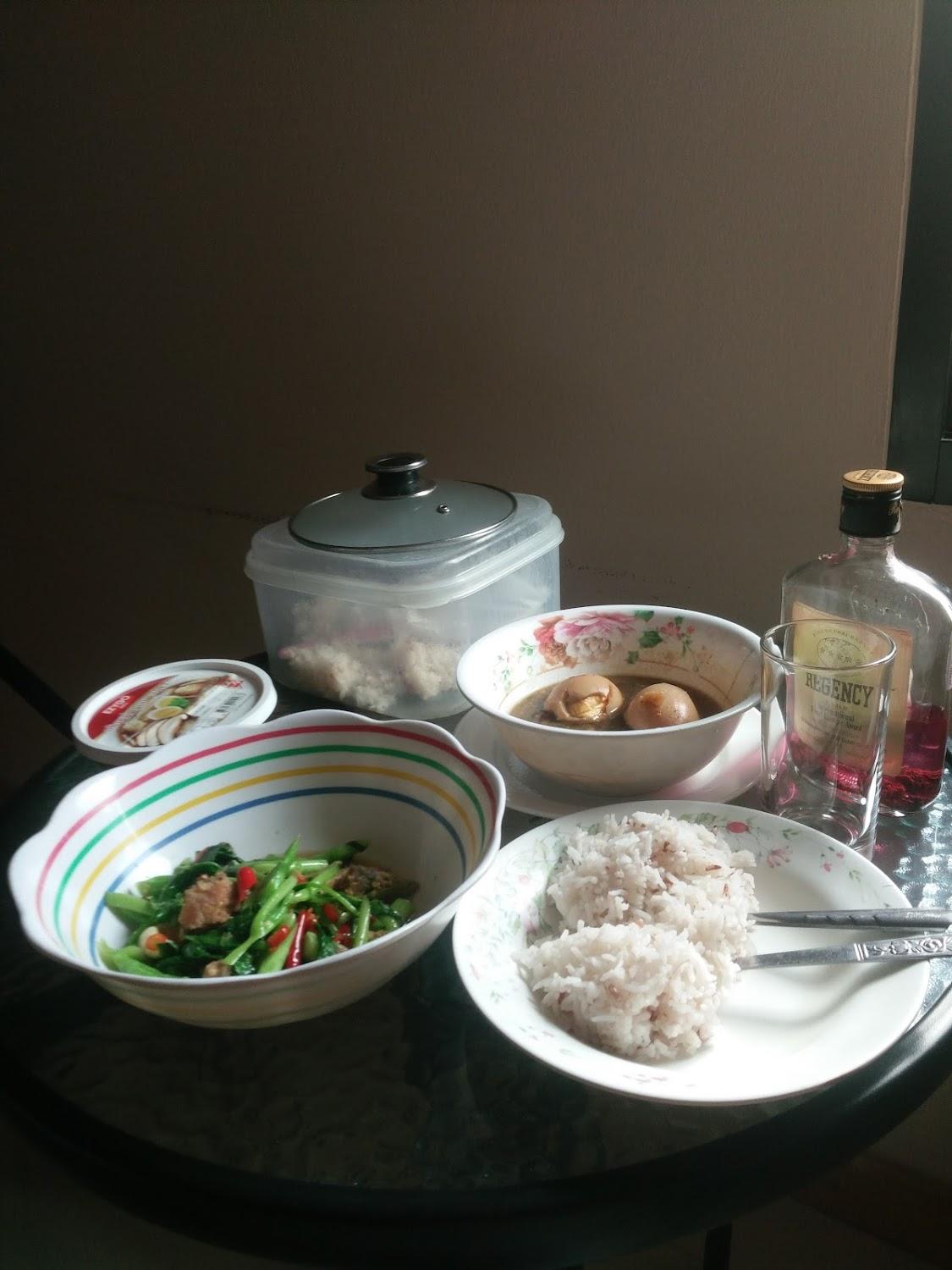 Cover Image for แฮปปี้อินน์รีสอร์ทหนองก้างปลา