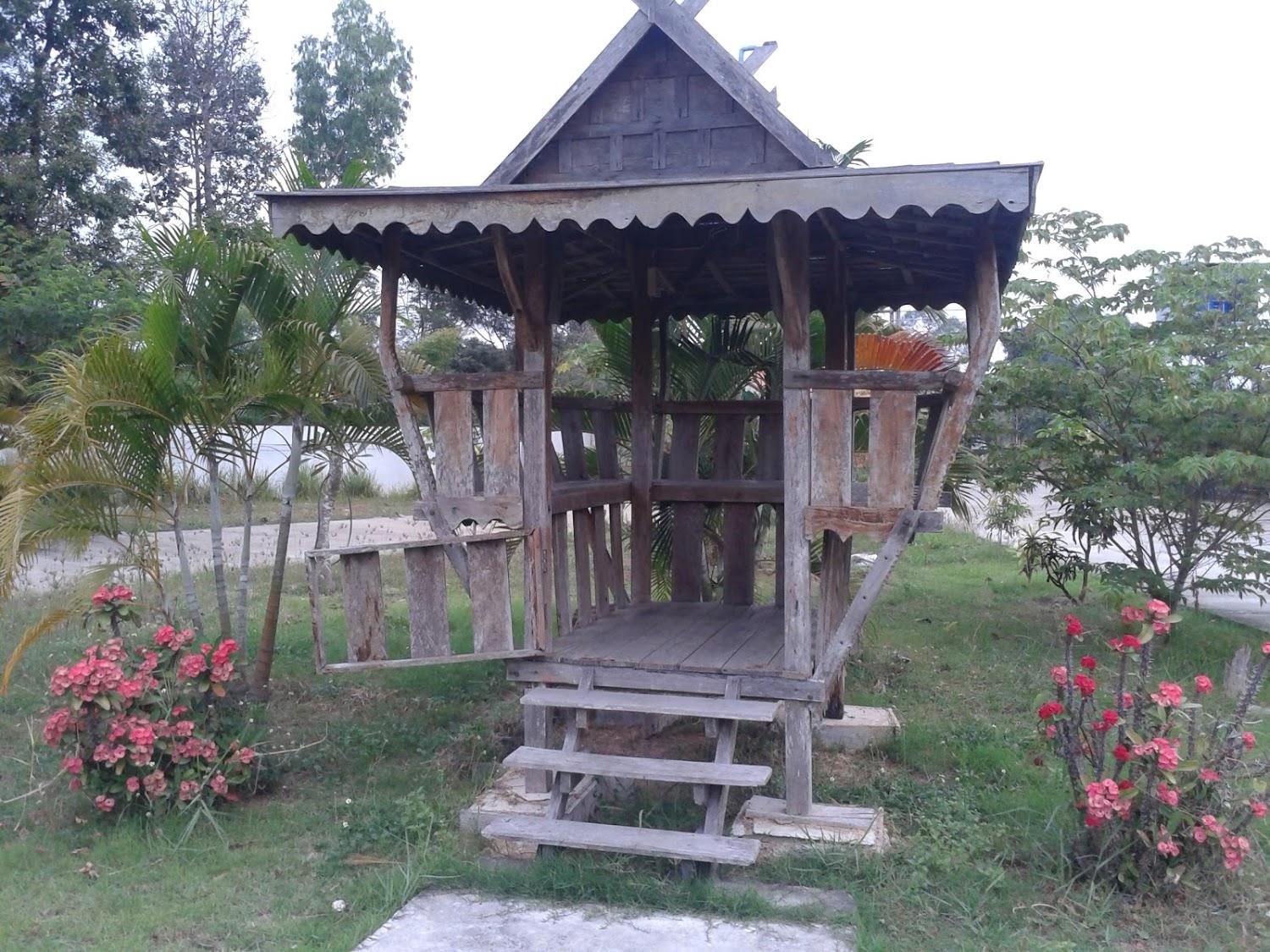 Cover Image for โรงแรมน้ำฝนรีสอร์ท