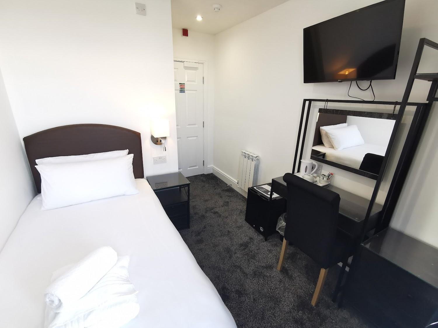 Cover Image for The Kerswell Hotel