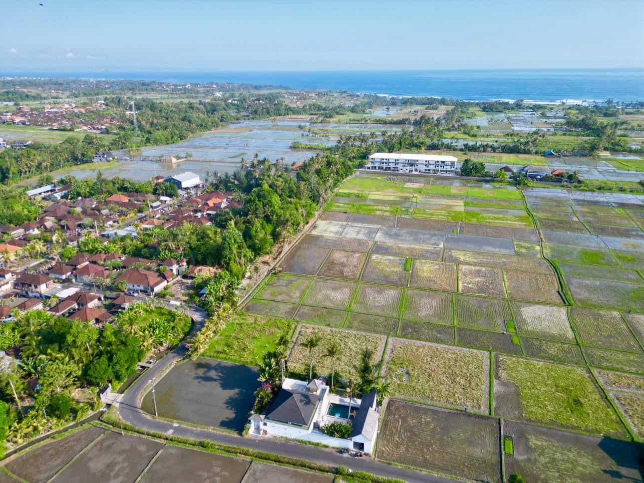 Cover Image for Villa Putih