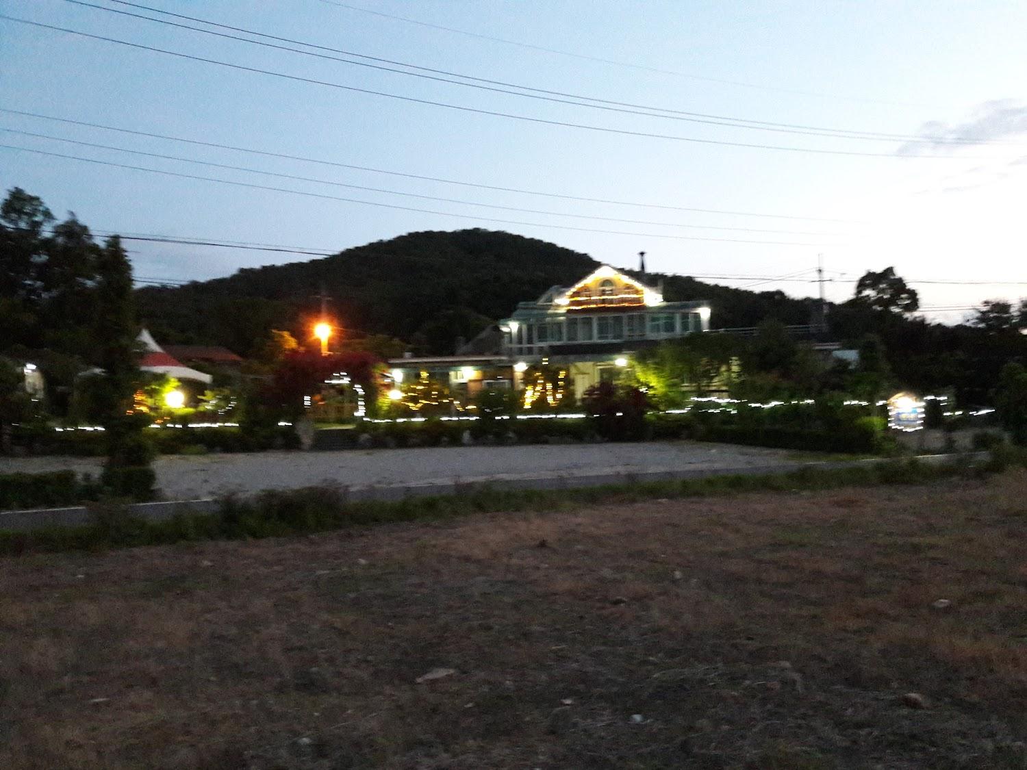 Cover Image for 한우리펜션