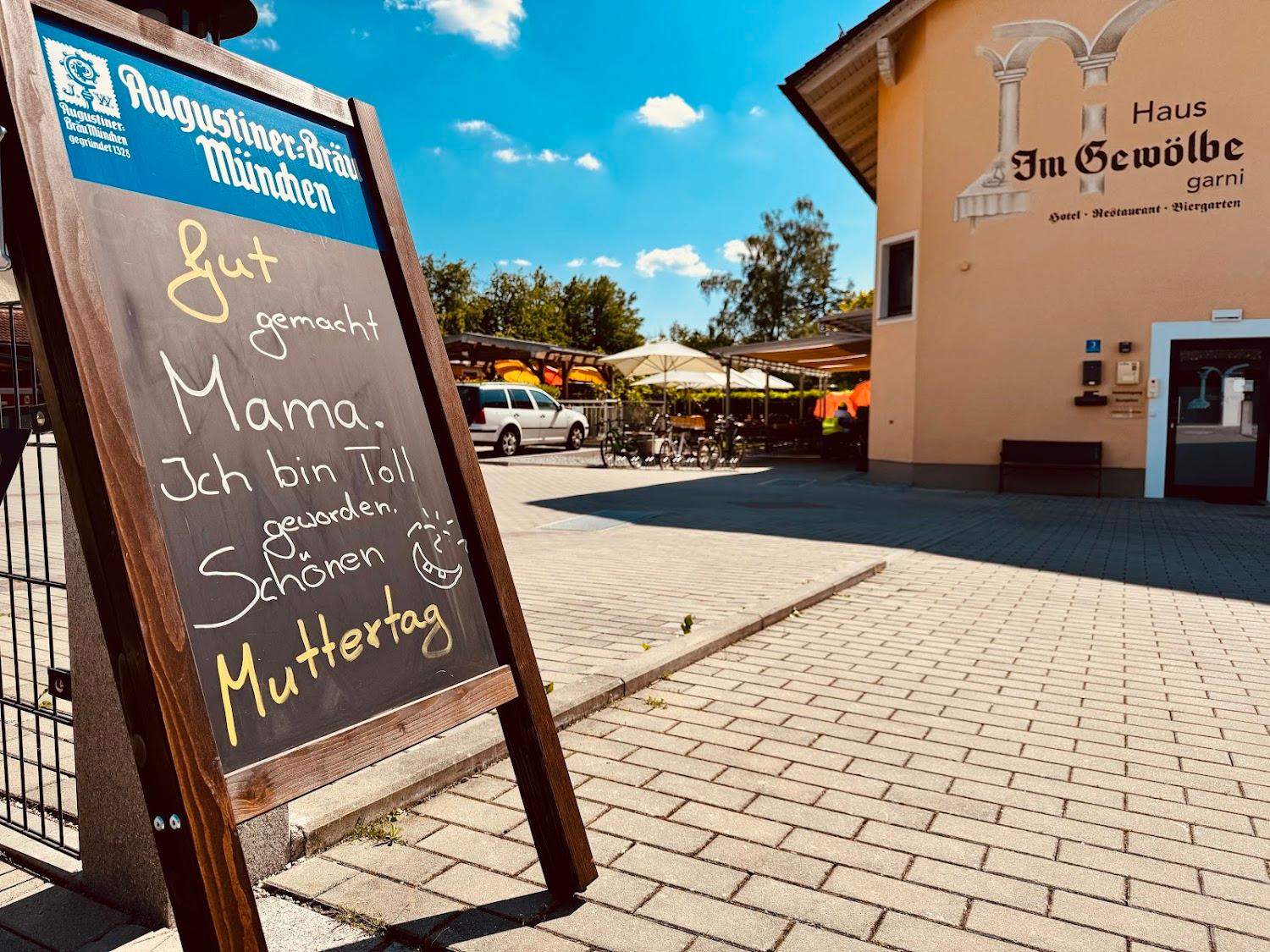 Cover Image for Im Gewölbe, Restaurant