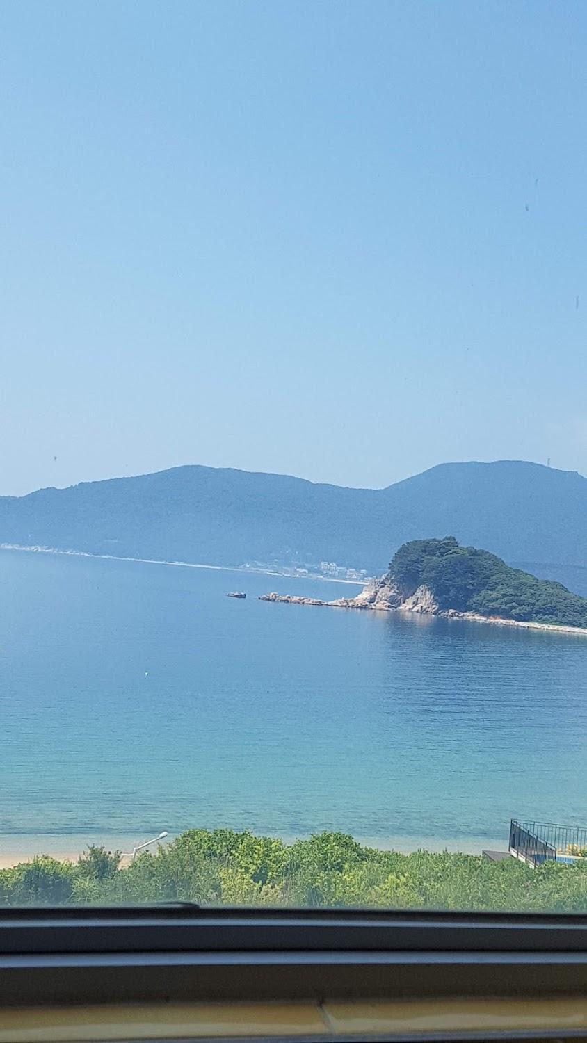 Cover Image for W모텔