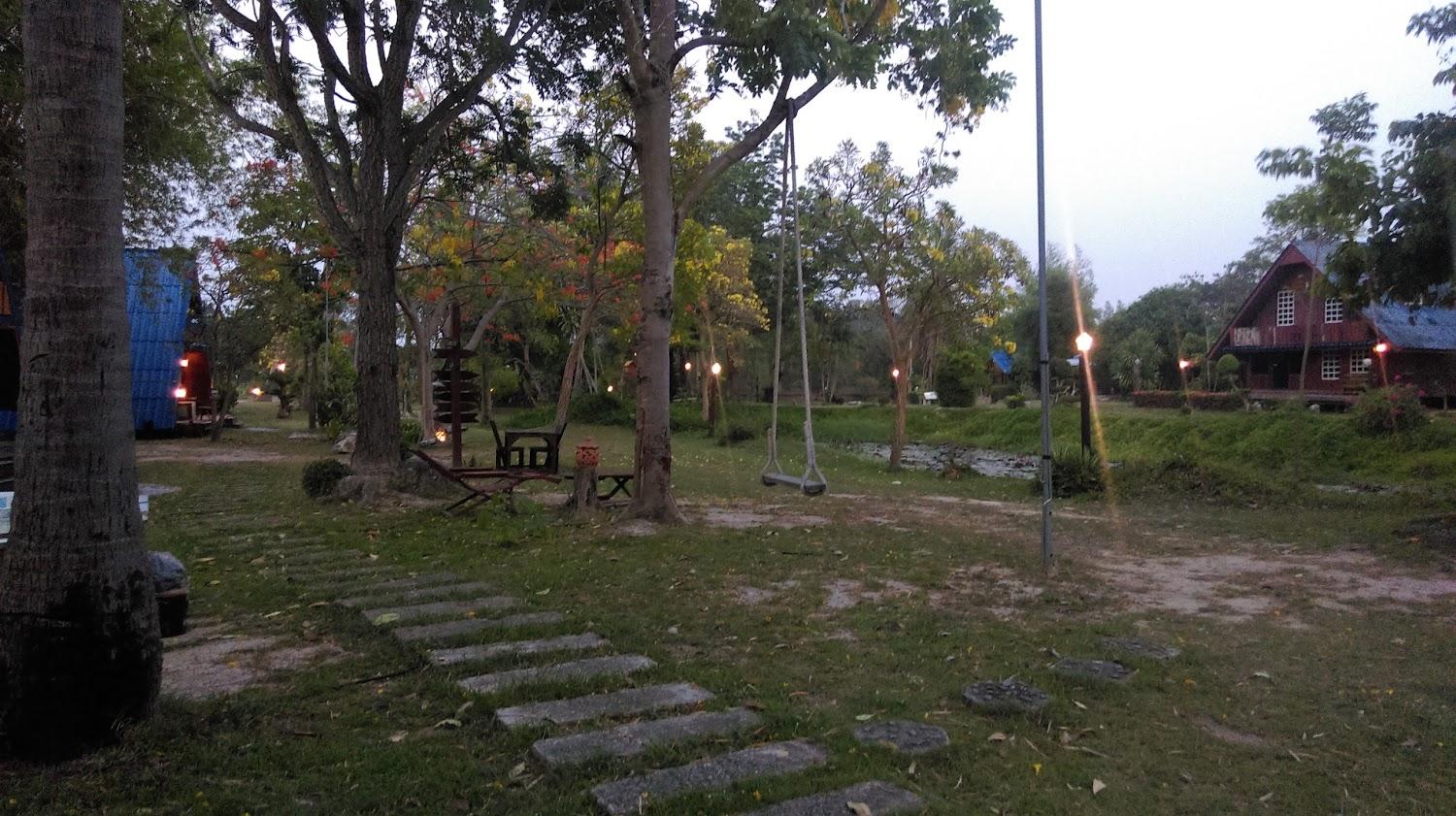 Cover Image for ไร่ดำรงสกุลรีสอร์ท&โฮมสเตย์
