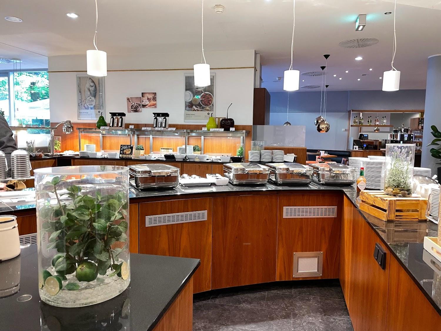 Cover Image for H4 Hotel Kassel