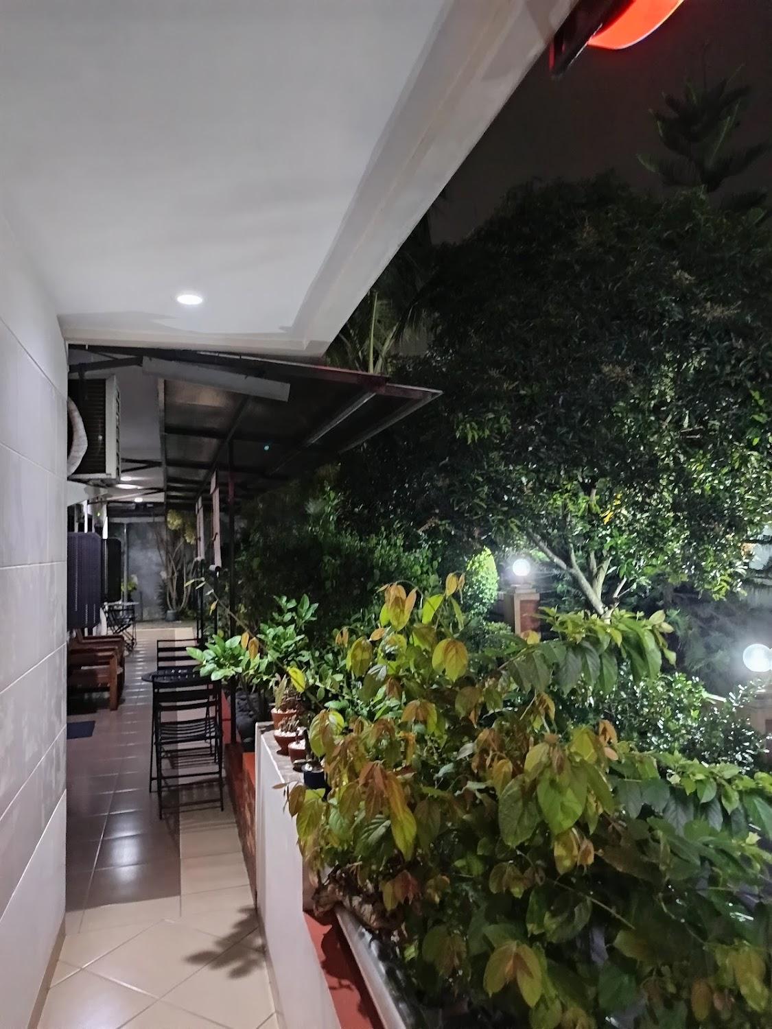 Cover Image for OYO 93358 Sukamulya Homestay