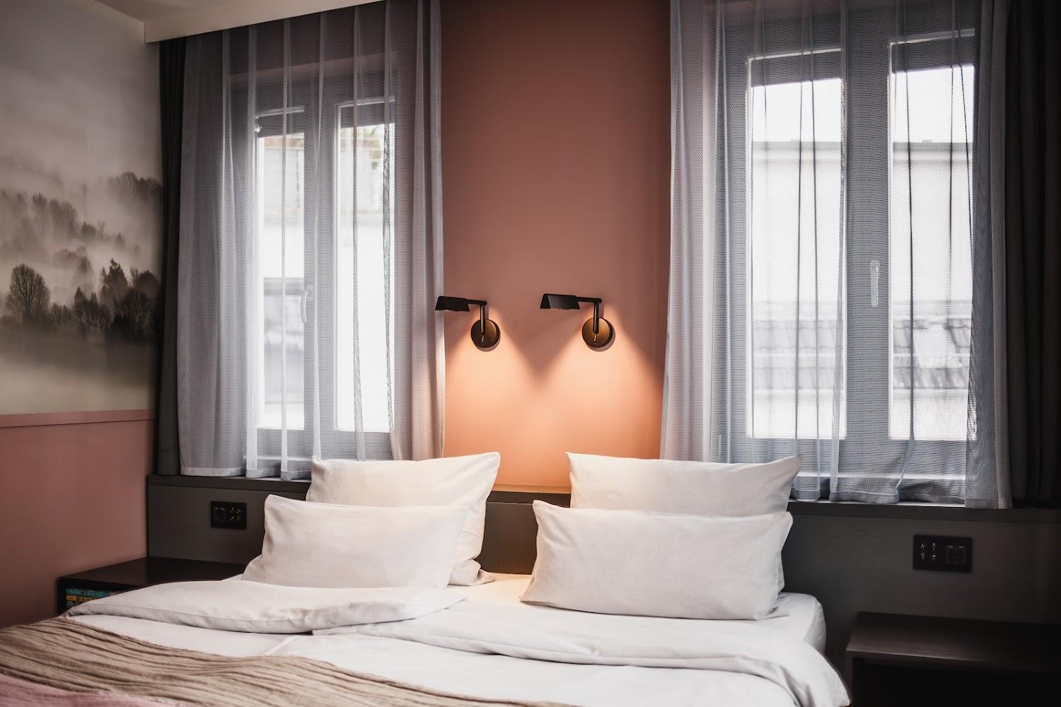 Cover Image for The Circus Hotel