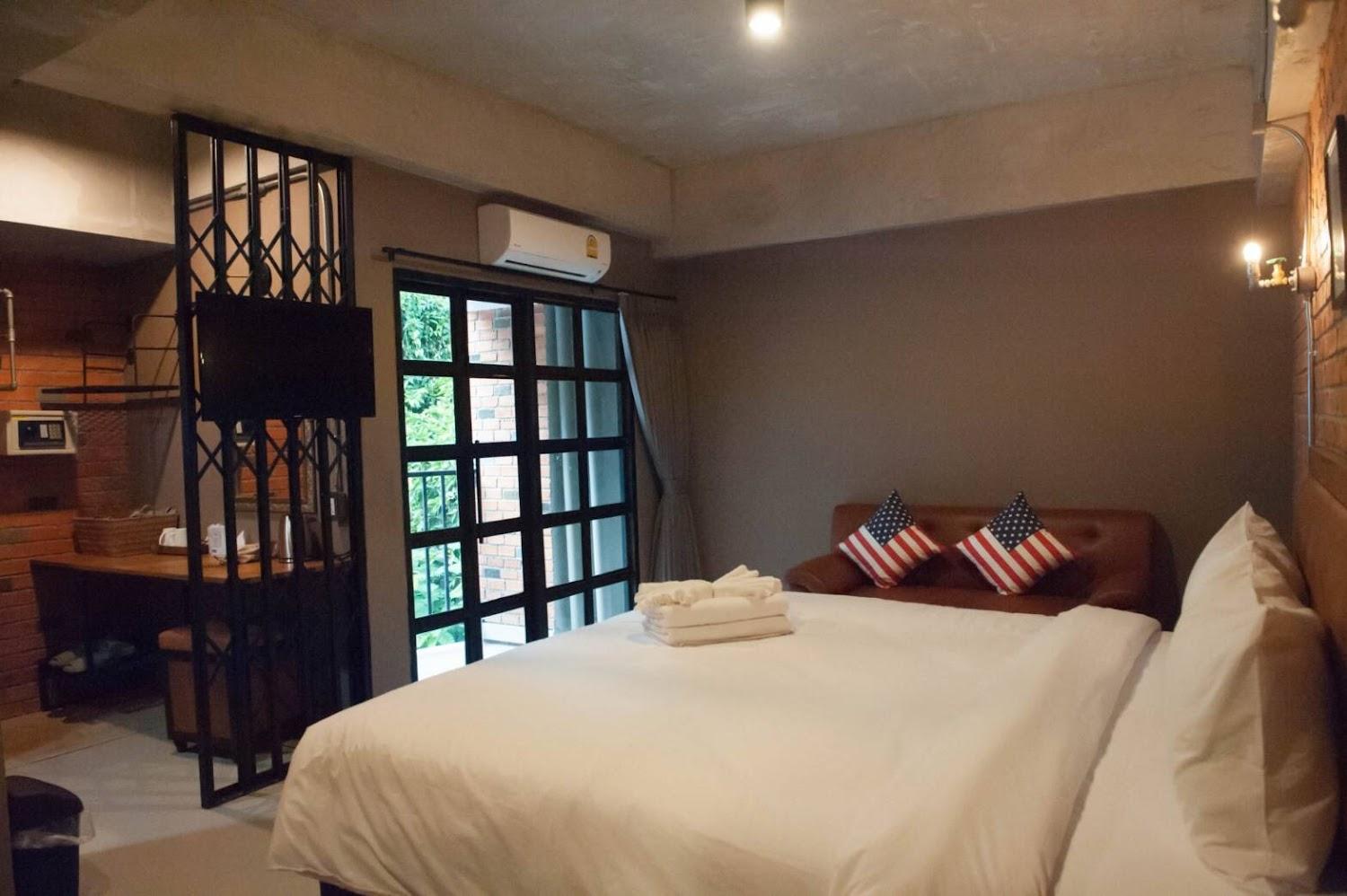 Cover Image for The old inn Udonthani