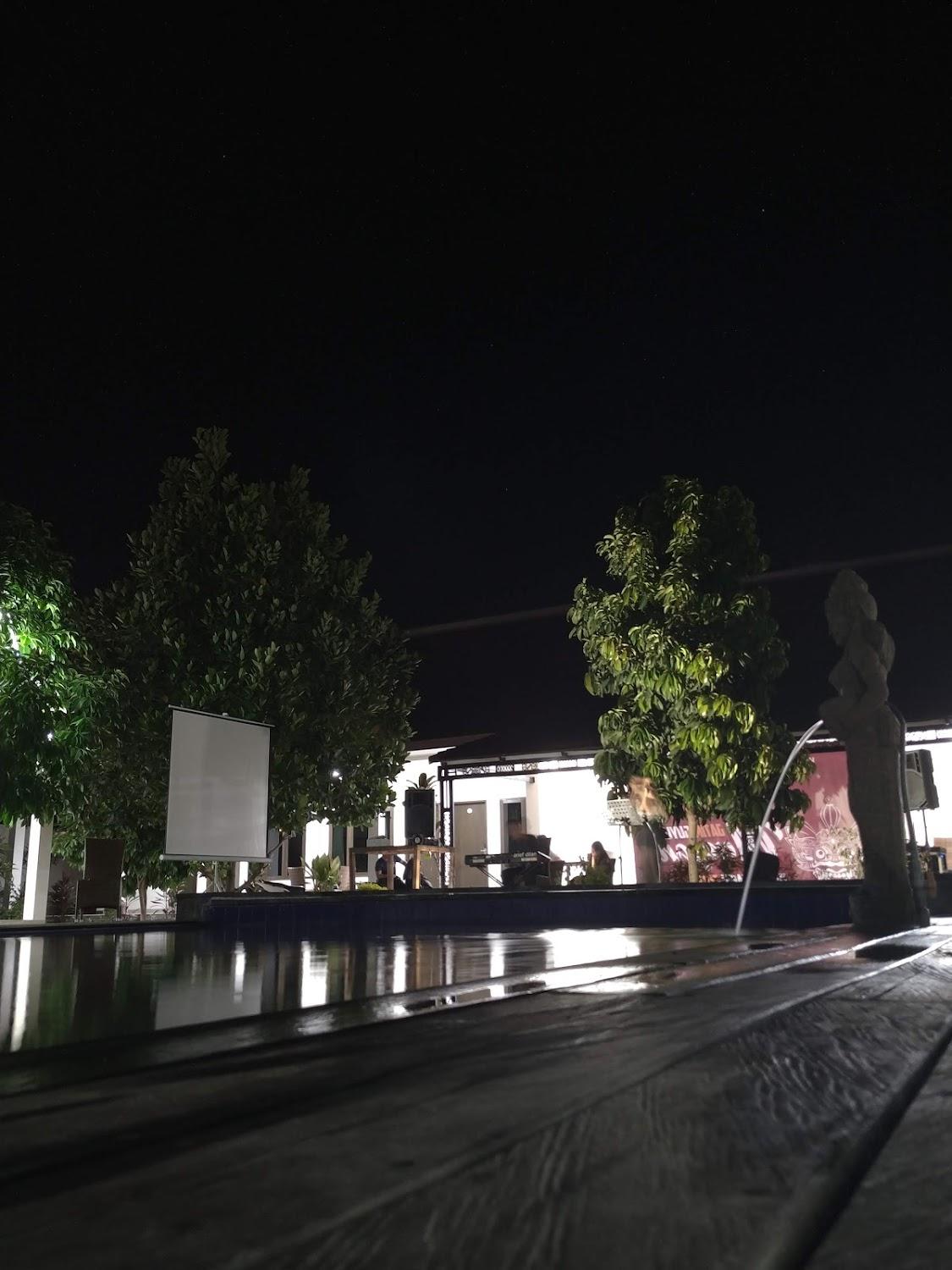 Cover Image for Dormitory Tourism Mirah Banyuwangi