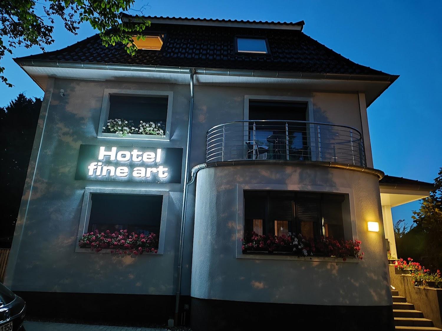Cover Image for Fine Art Hotel