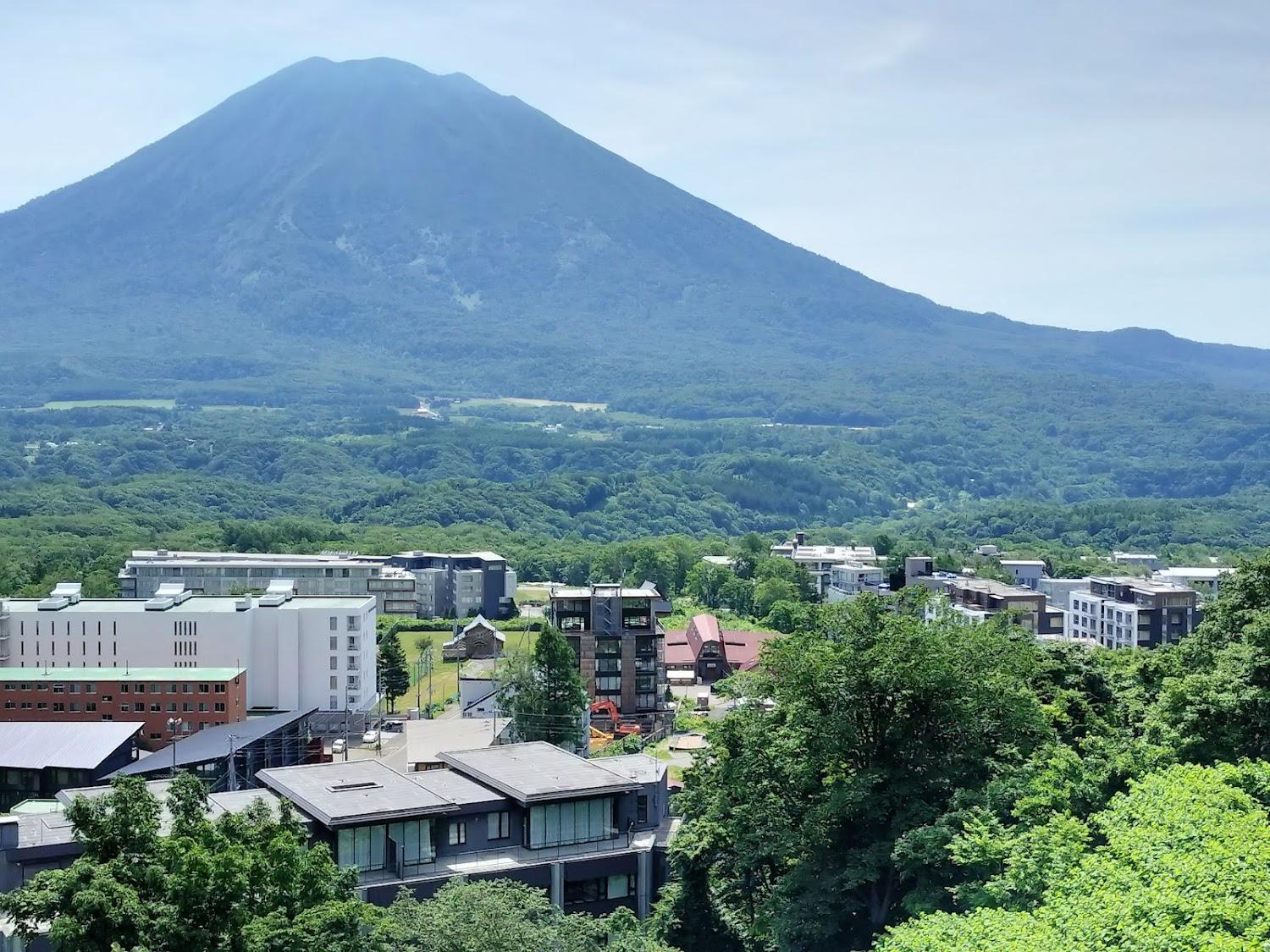 Cover Image for MUWA NISEKO