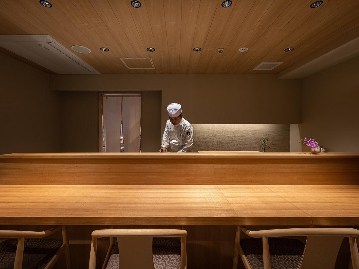 Cover Image for Taisenkaku
