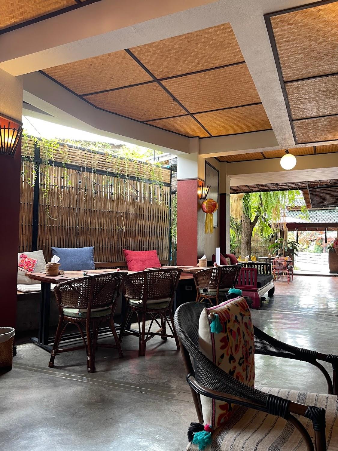 Cover Image for Green Tiger House - Plant-Based Hotel