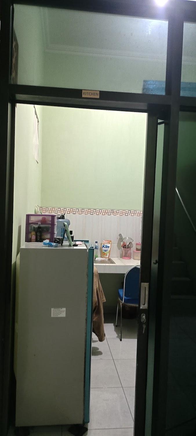 Cover Image for RedDoorz Plus near Taman Sari