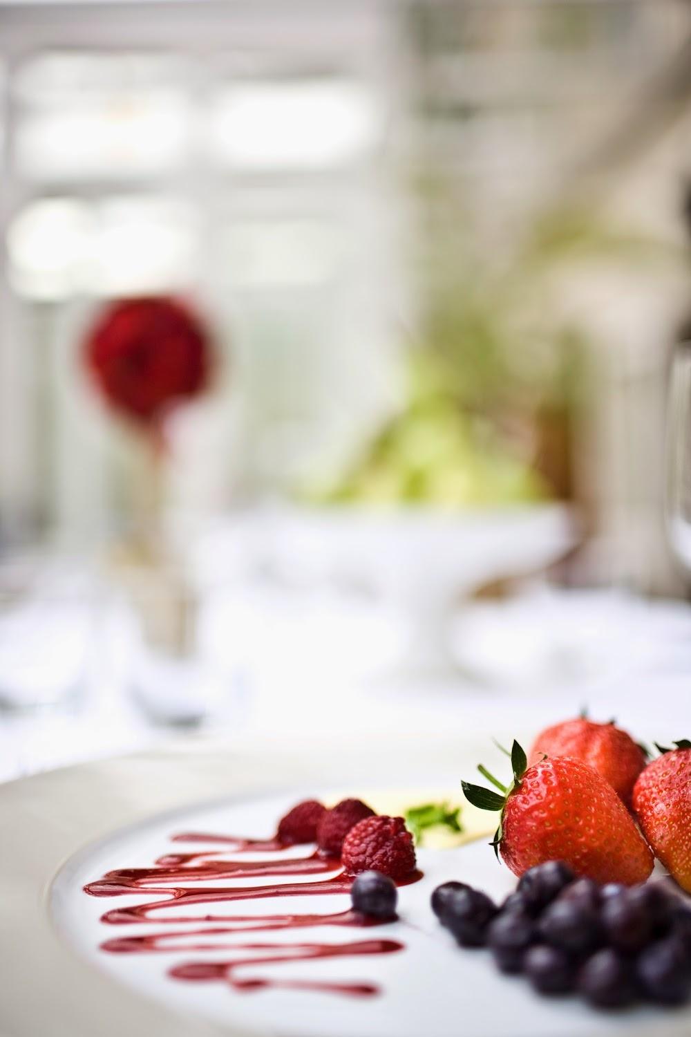 Cover Image for Overcliffe Hotel & Bloomers Restaurant