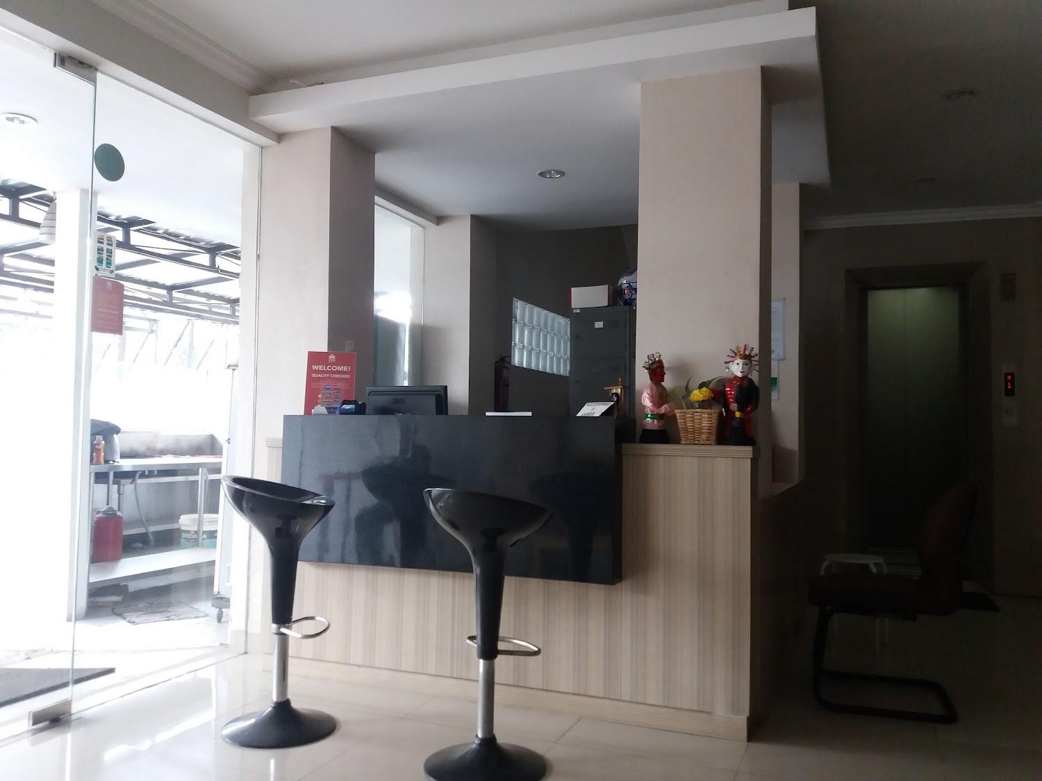Cover Image for Ethan Hotel & Cafe