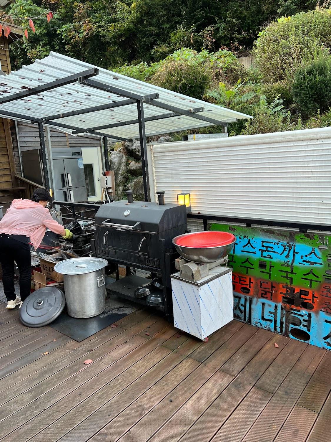Cover Image for 초리골펜션