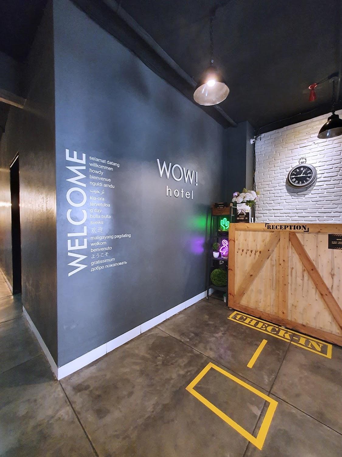 Cover Image for Wow! 38 Hotel