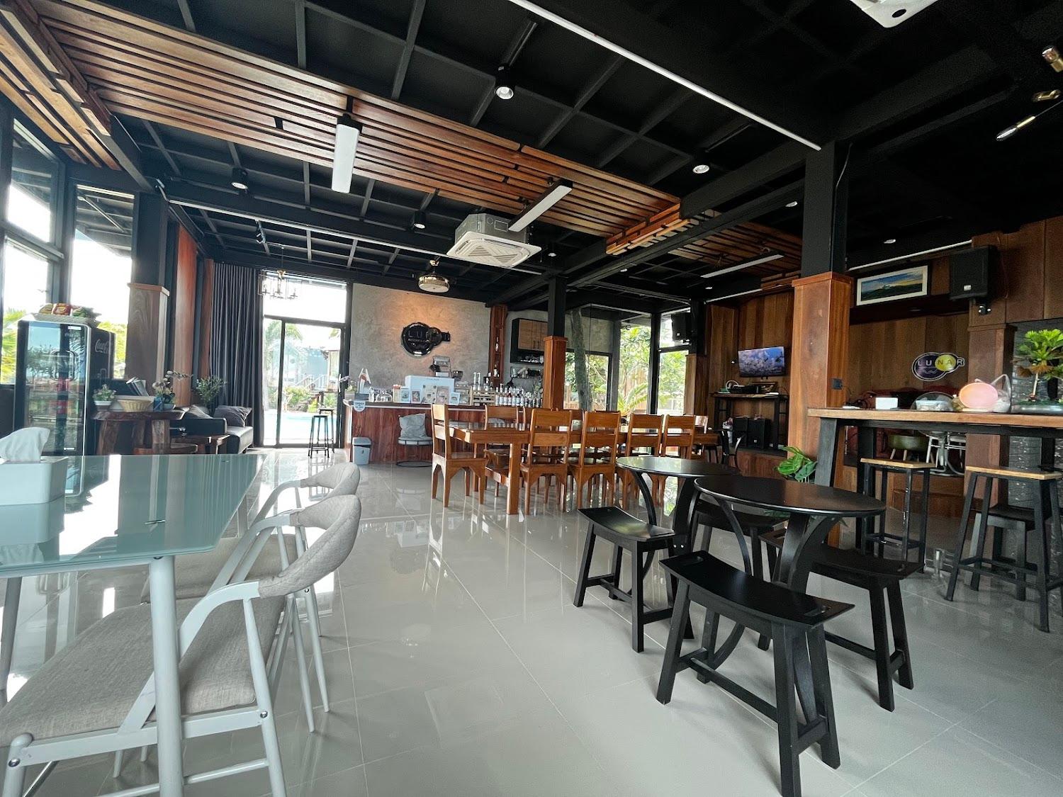 Cover Image for Lunar Resort & Cafe
