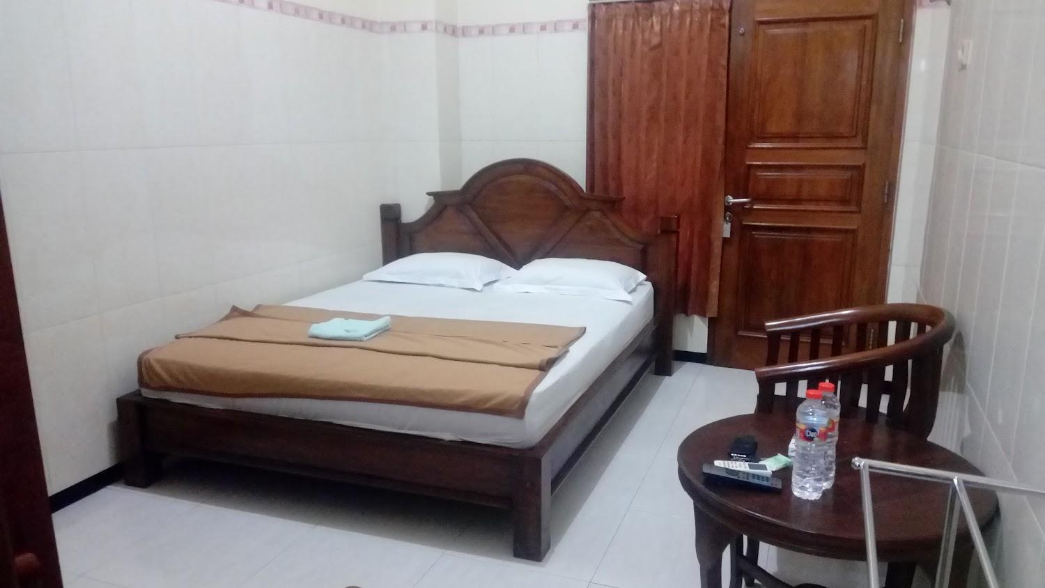 Cover Image for Hotel Shinta 2 near Alun Alun Kertosono