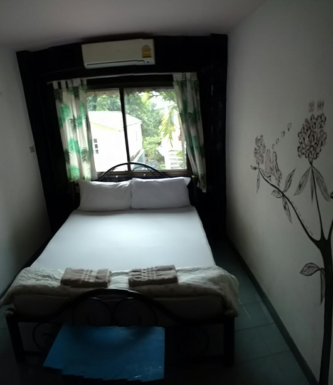 Cover Image for Mr Clean Guesthouse