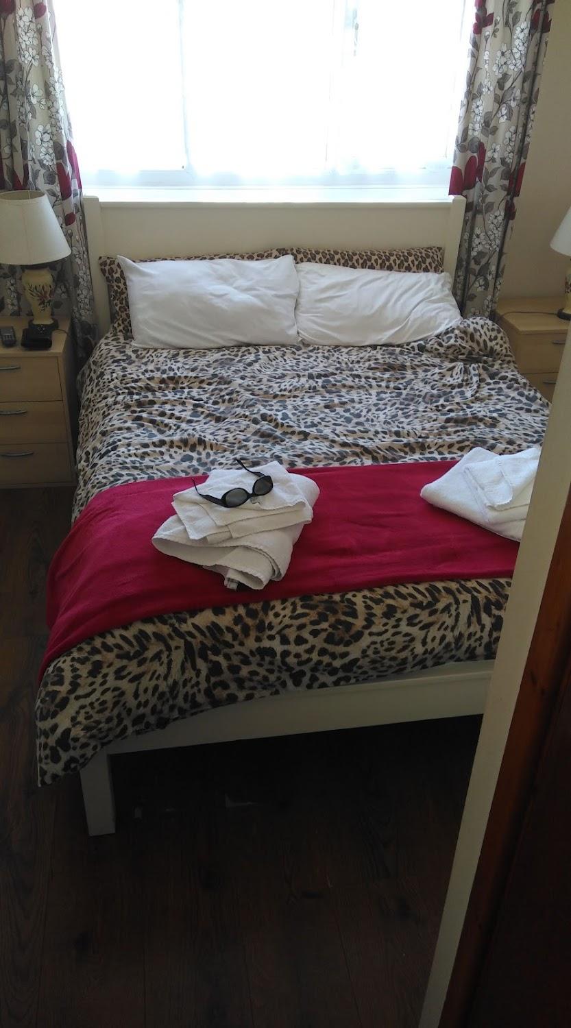 Cover Image for Harris Guest House