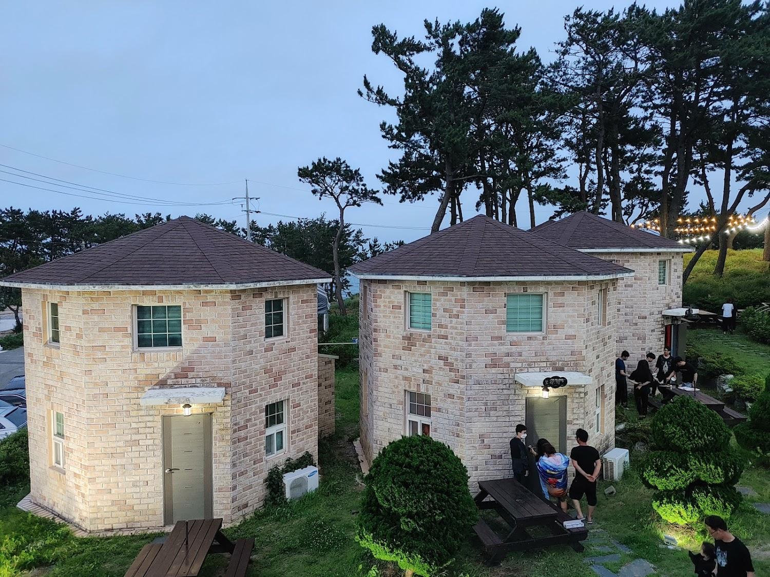 Cover Image for 아일랜드펜션