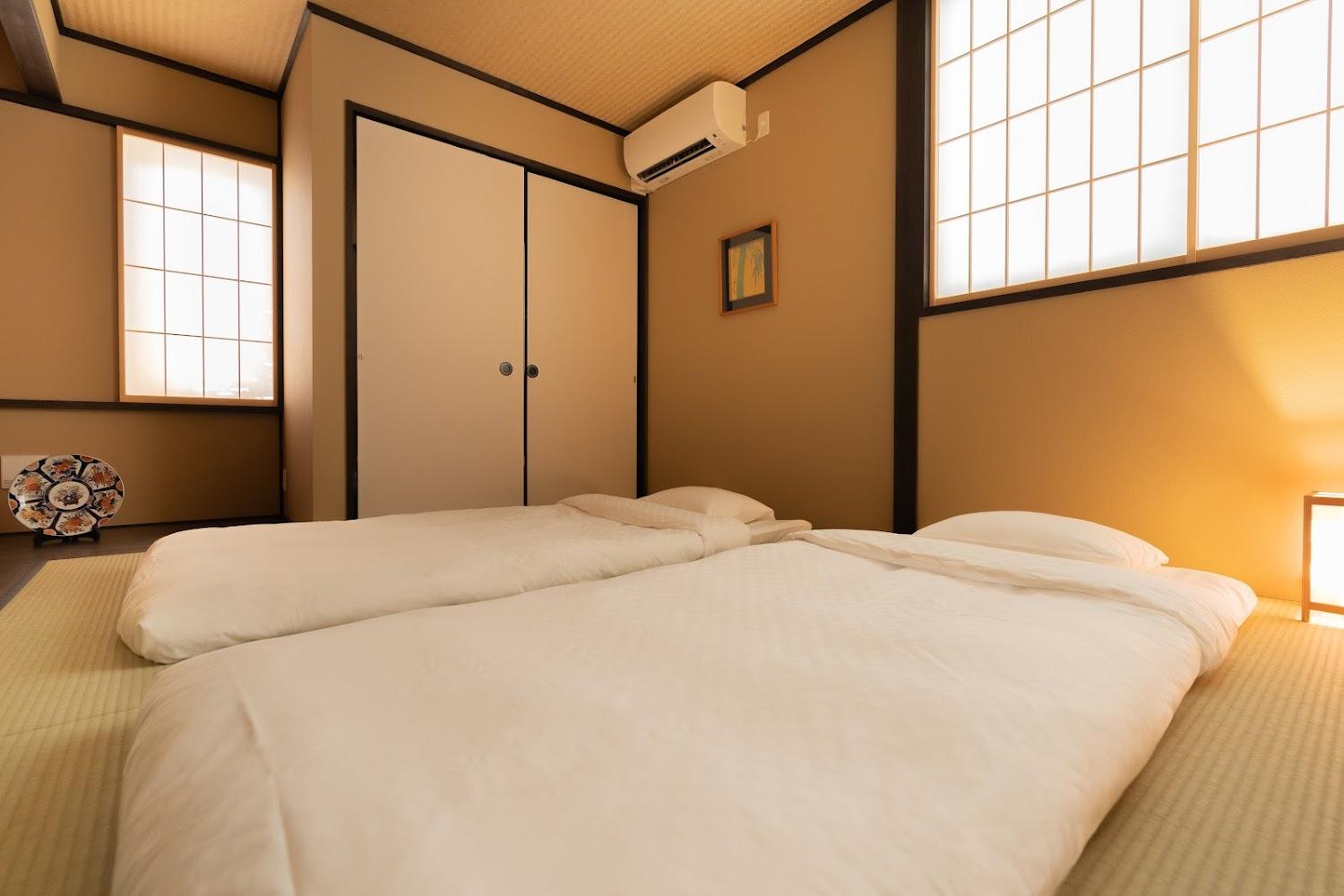 Cover Image for 谷町君・星屋旅館・談山旅館