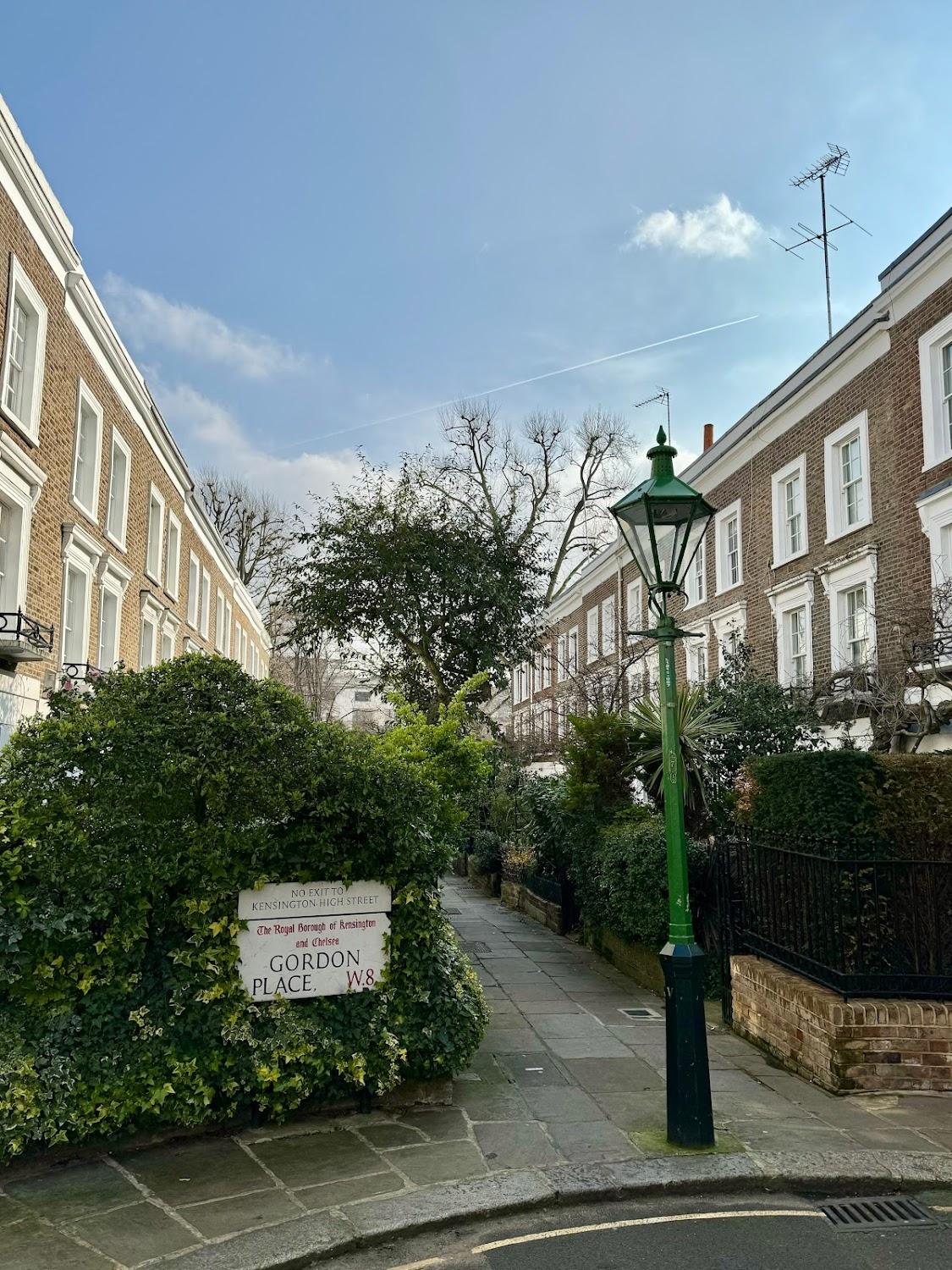 Cover Image for Apple Apartments Kensington Gardens