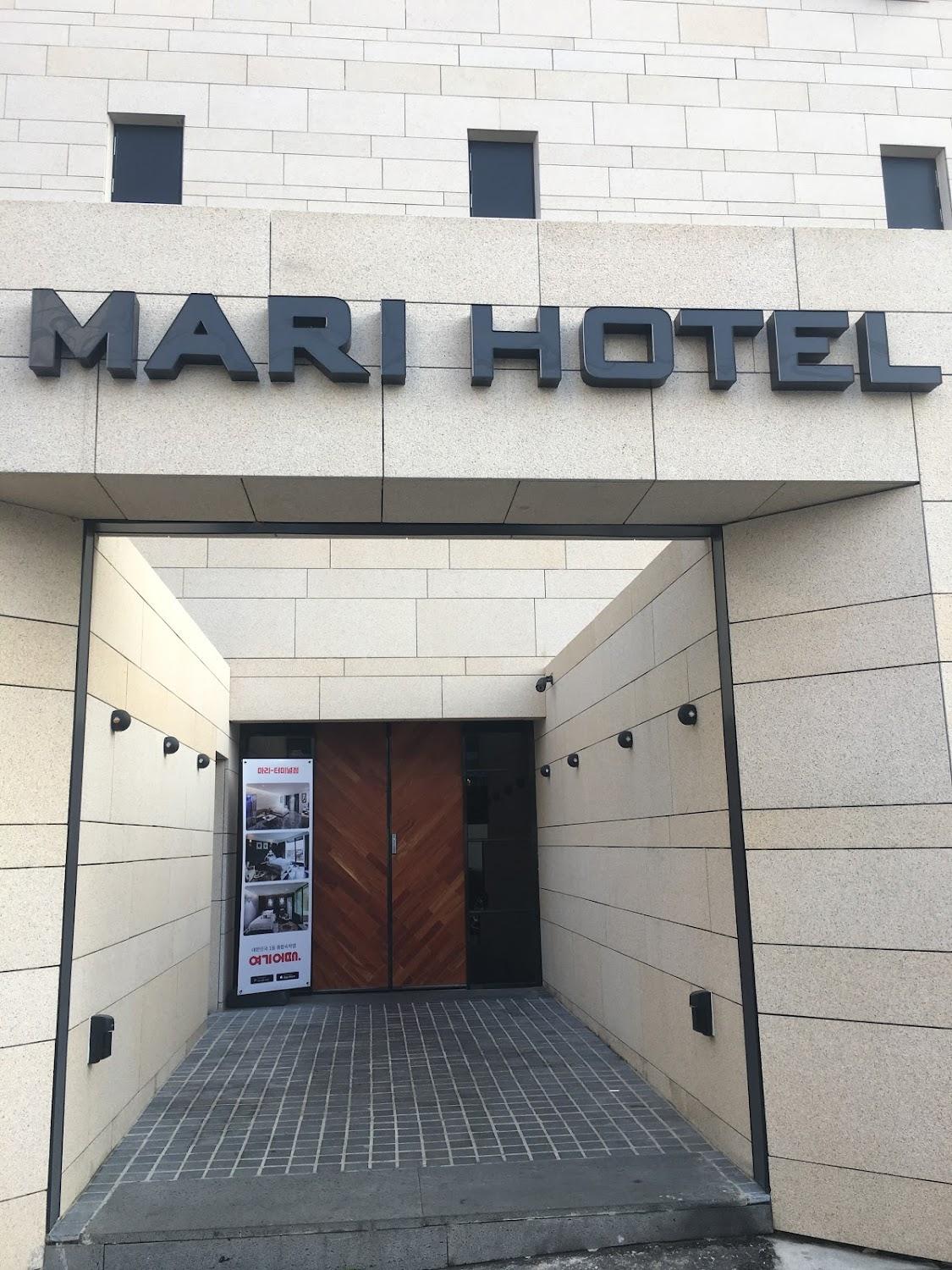 Cover Image for Mari Hotel