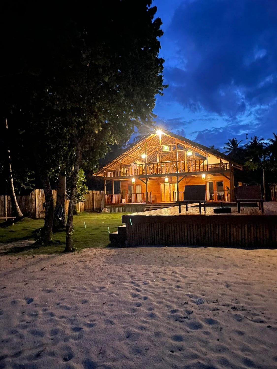 Cover Image for The Point Surf House