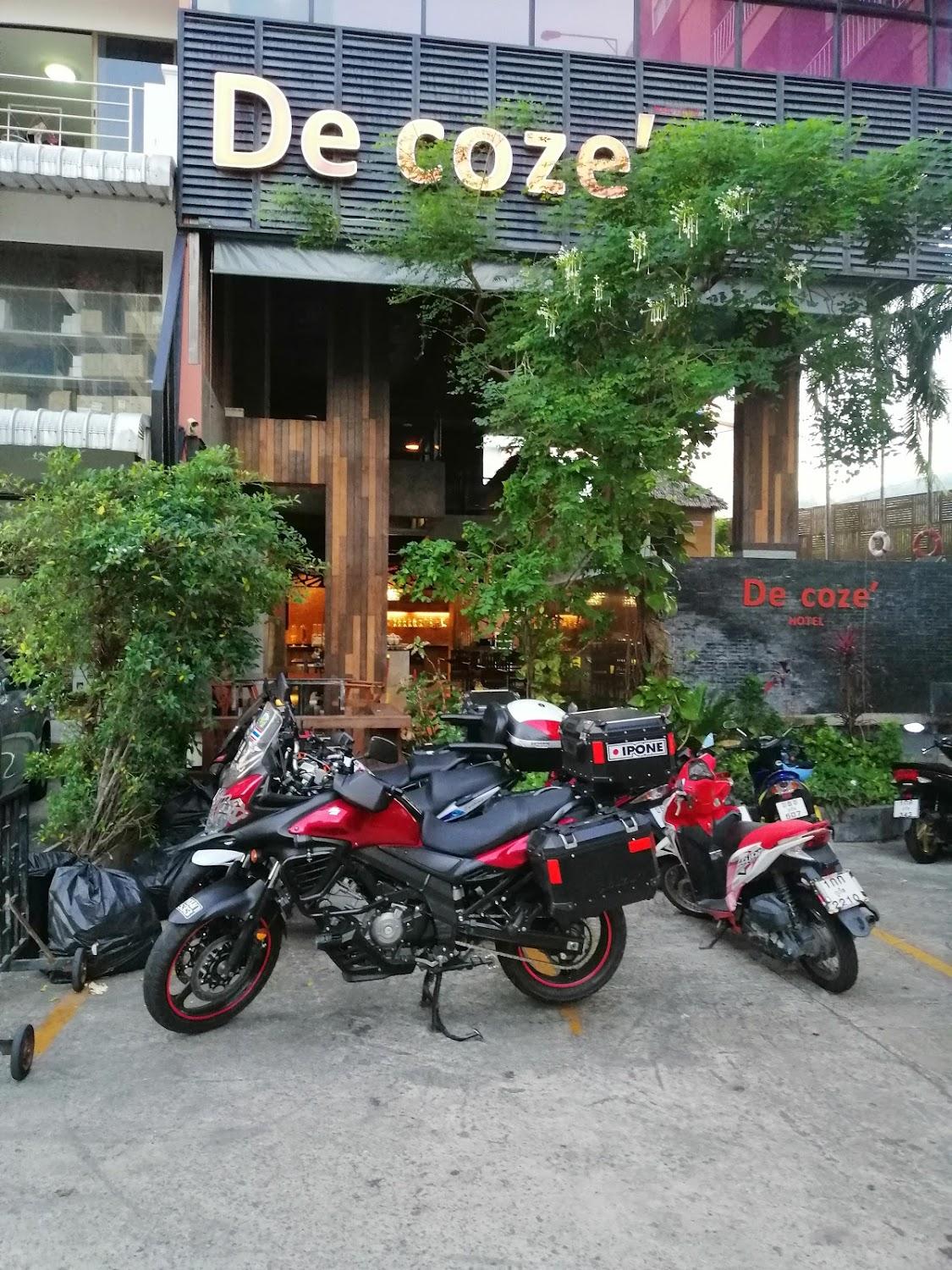 Cover Image for De Coze Hotel
