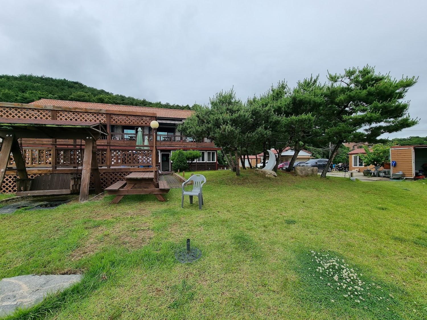 Cover Image for 그랑블루 (Ganghwado Grand Blue Pension)