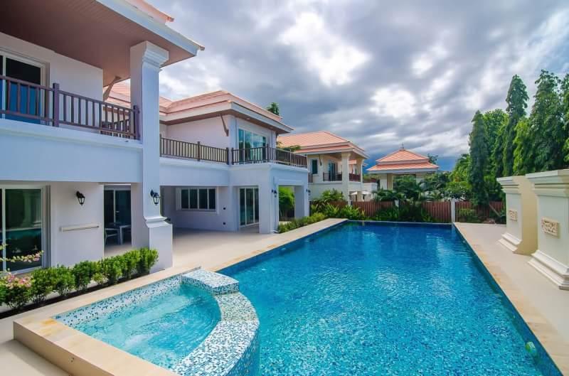 Cover Image for Royal Mountain Villas