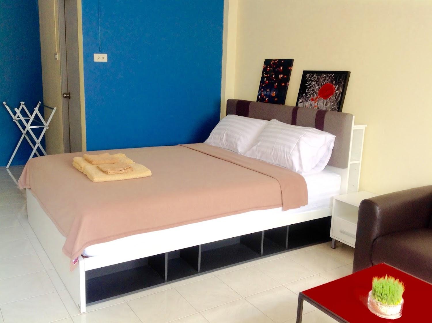 Cover Image for Phuket Town Budget House I