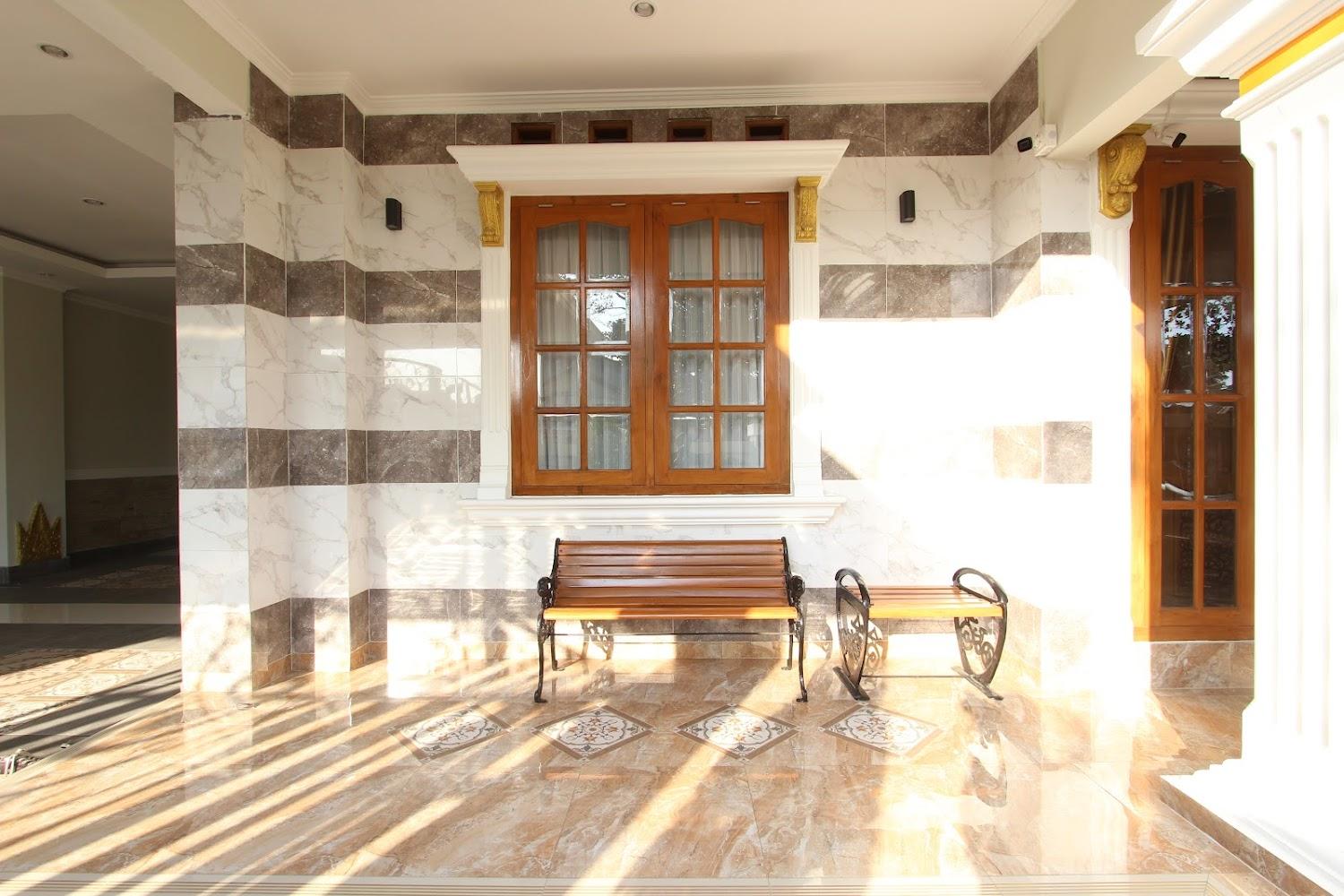 Cover Image for Capital O 94154 Puri Gusti Ayu