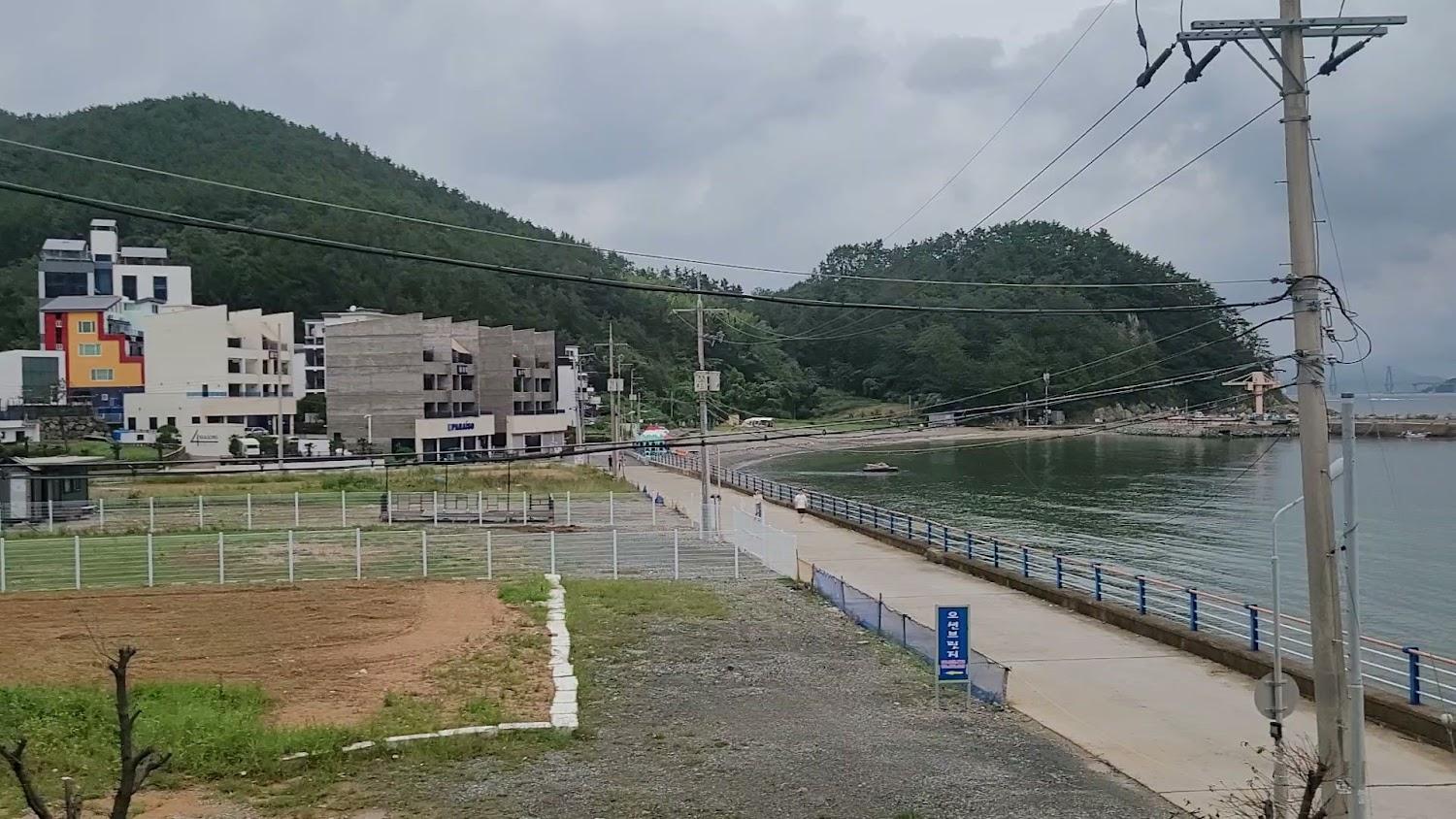 Cover Image for Geoje Beach House Mint Pension