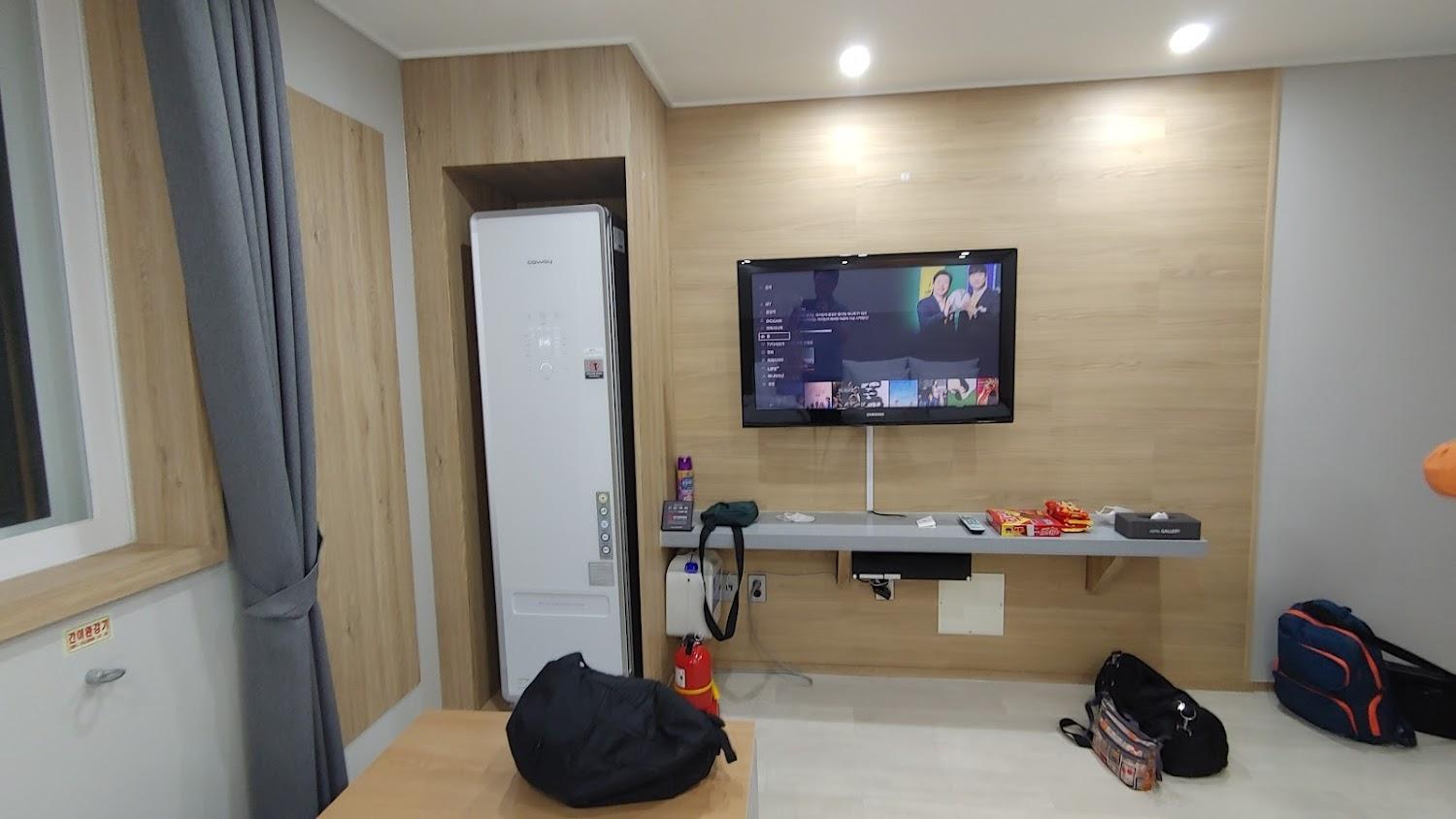 Cover Image for 호텔 갤러리