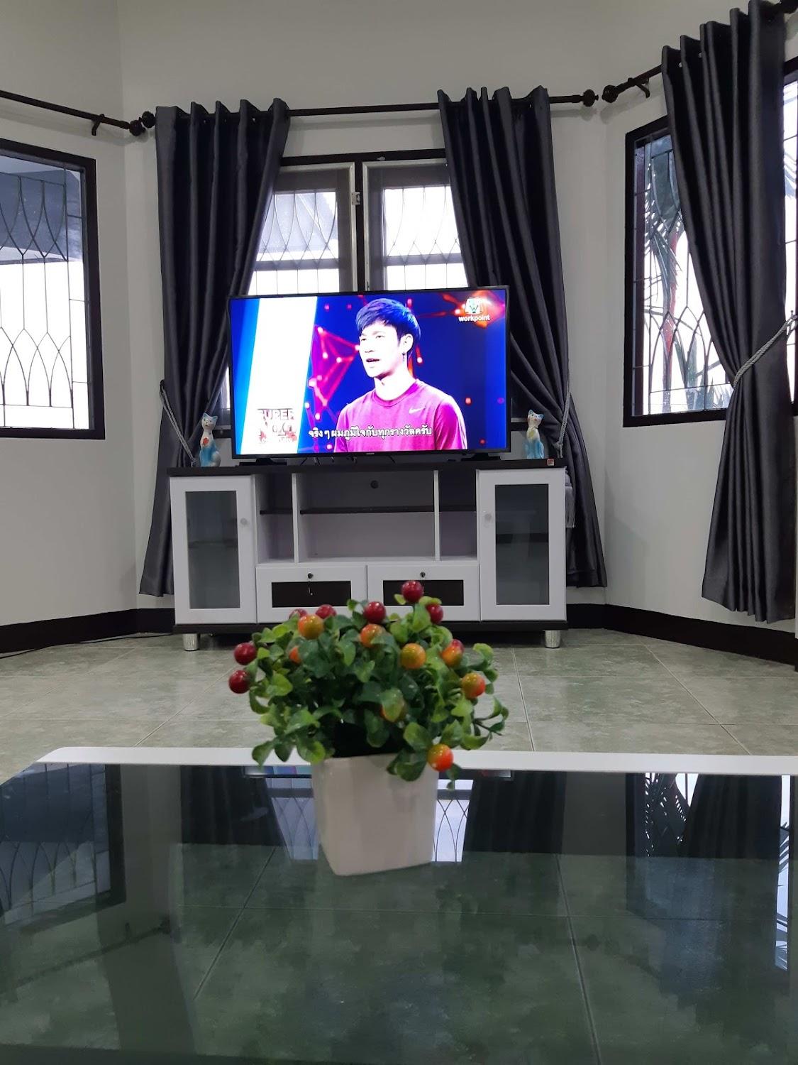 Cover Image for บ้านพักสัตหีบชายเขาโฮมสเตย์