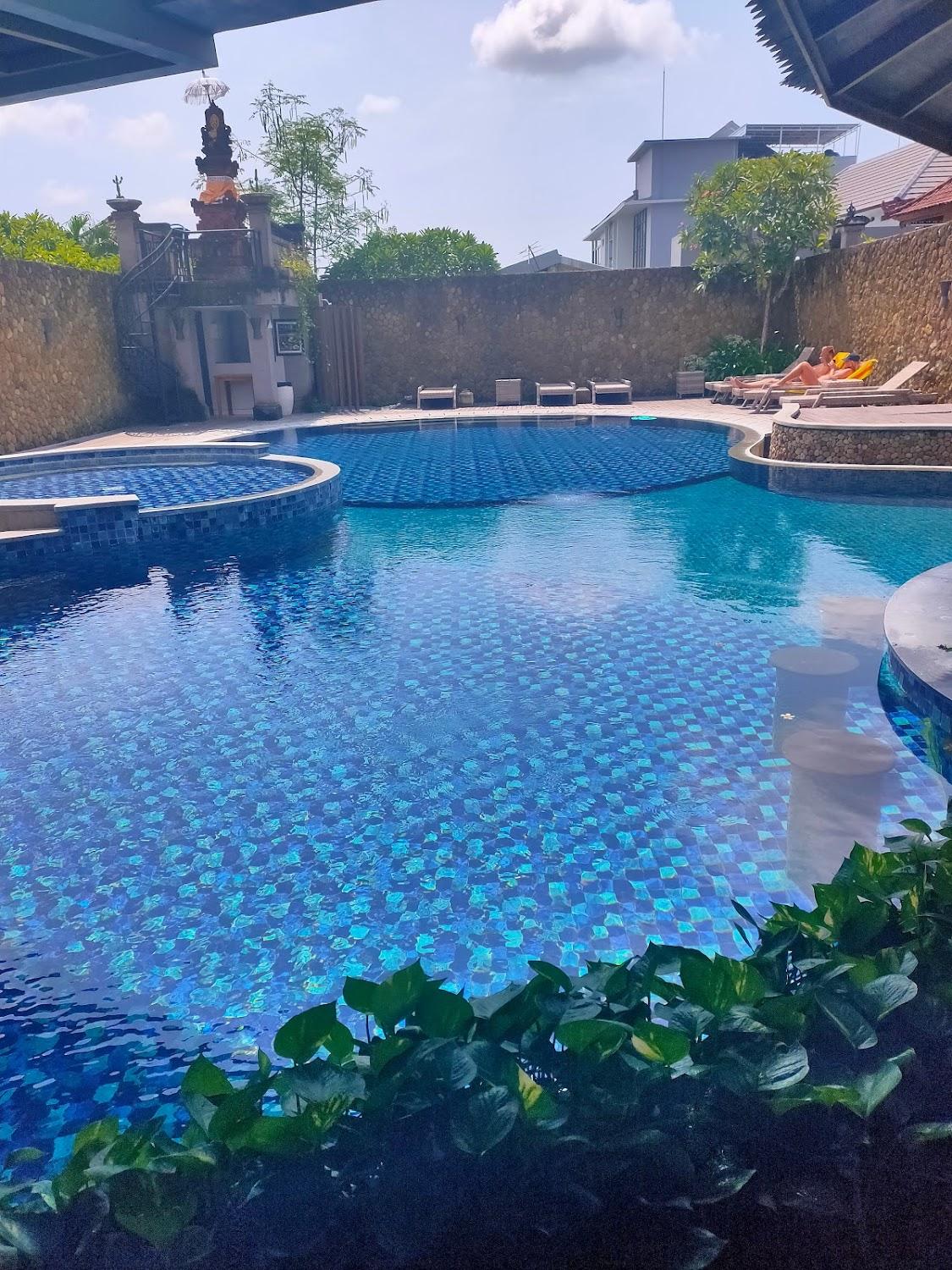 Cover Image for Signature Hotel Bali