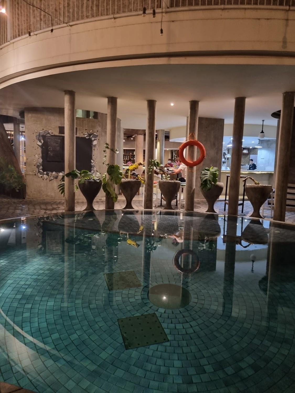 Cover Image for Grandmas Plus Hotel Seminyak